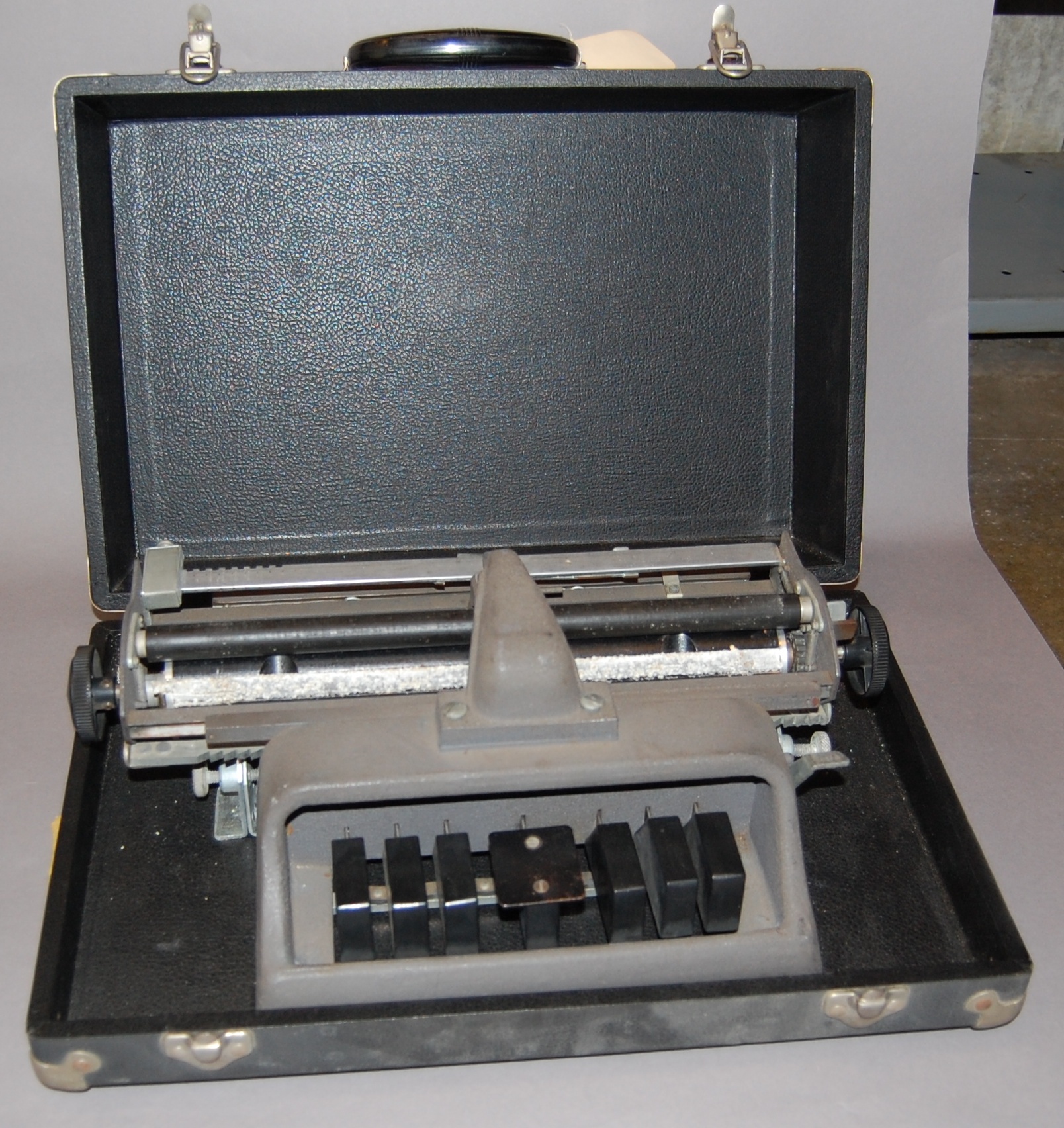 New Hall Braillewriter-1