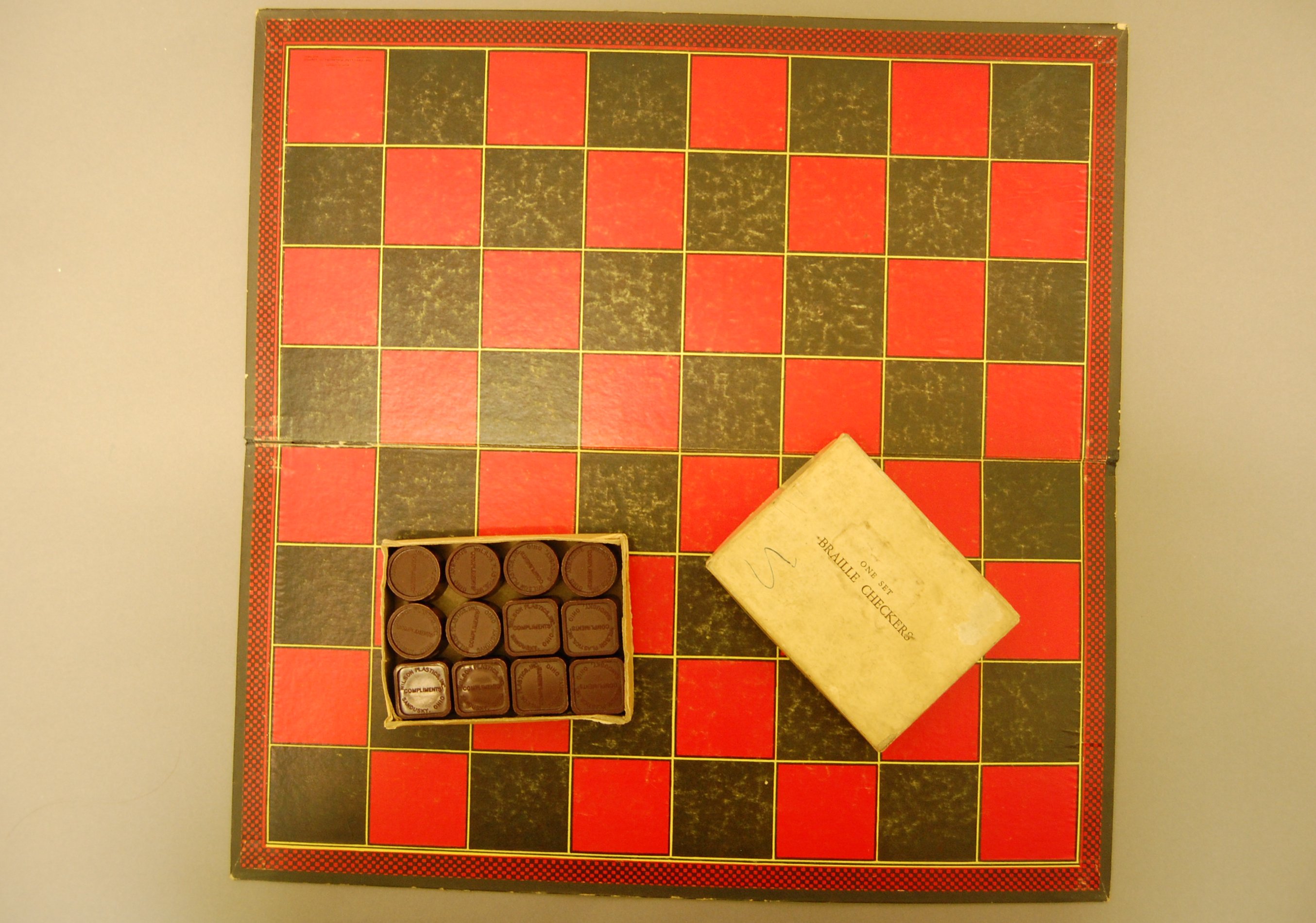 Tactile checkers set-1